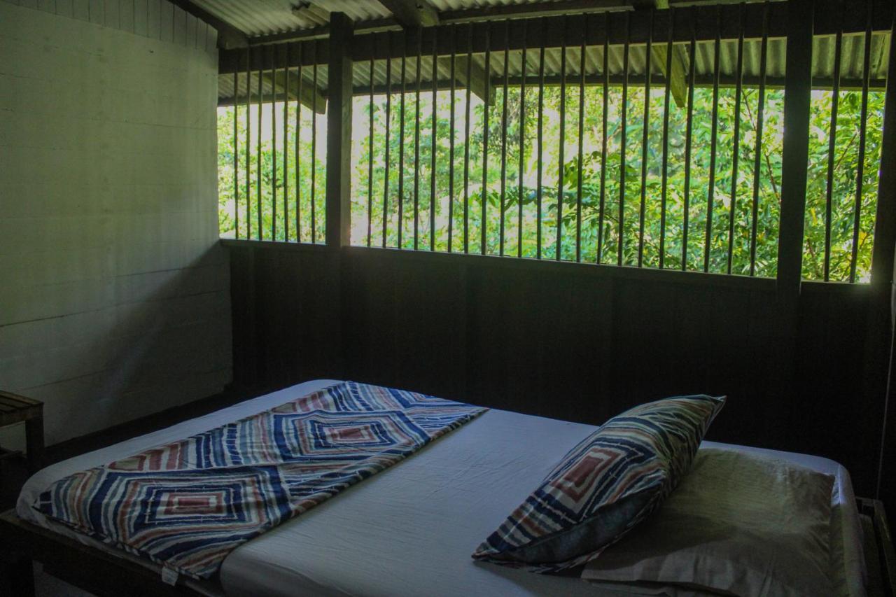 Refugio Mr Jerry Eco House Hotel Bahia Solano Exterior photo