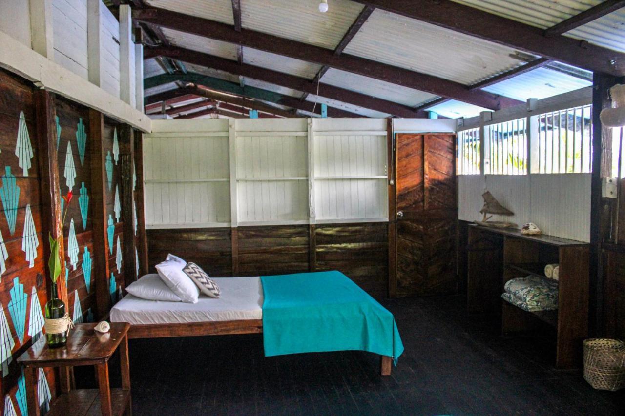Refugio Mr Jerry Eco House Hotel Bahia Solano Exterior photo